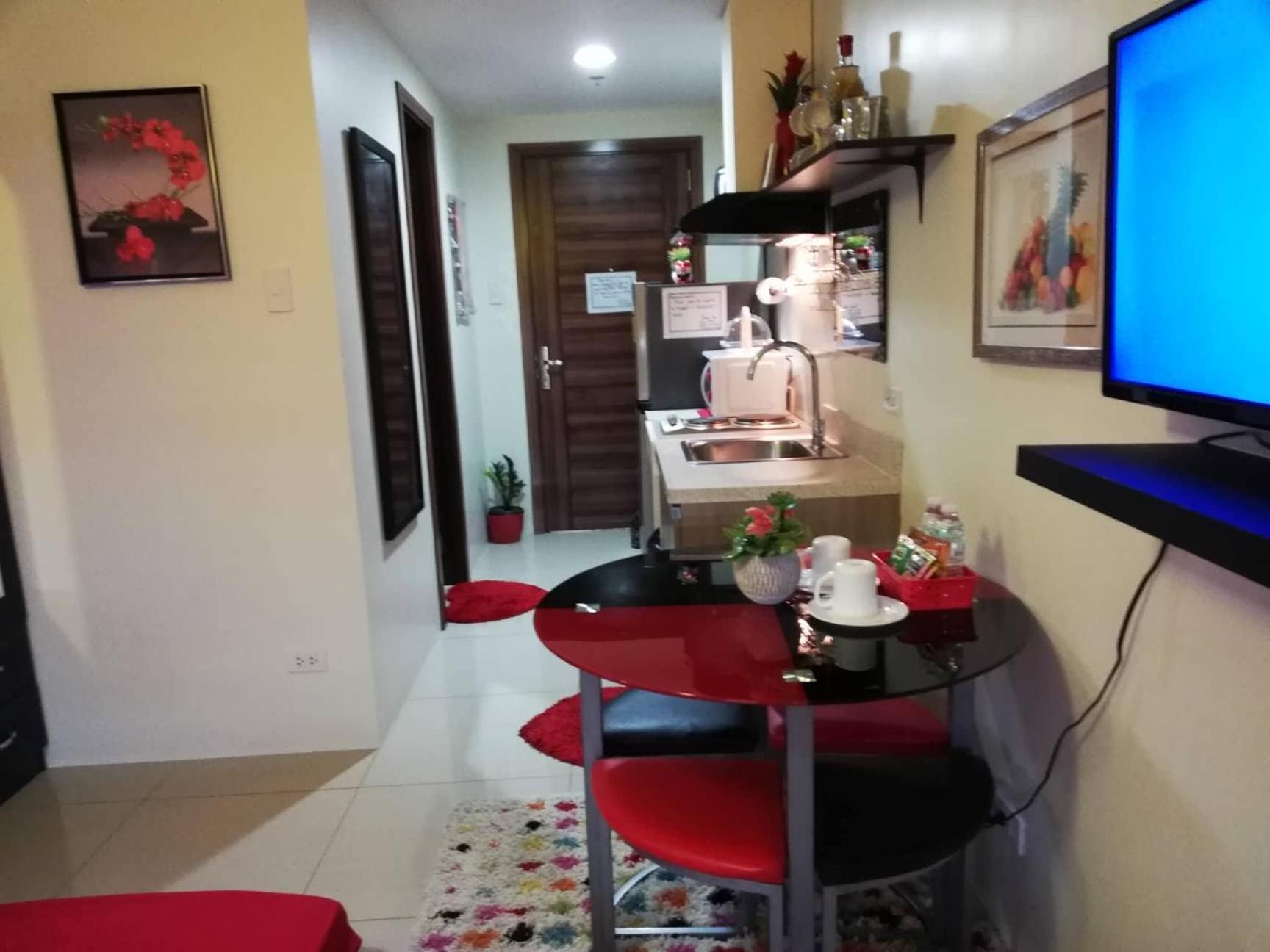 Jdt'S Condo At Horizons 101 Cebu Eksteriør billede